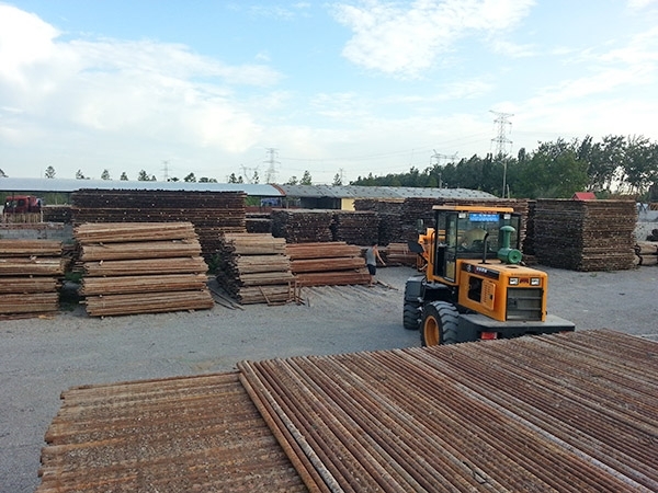 small4_15995494466137174